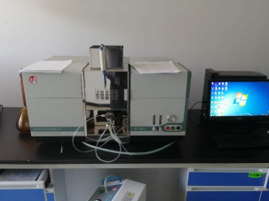 原子吸收分光光度计